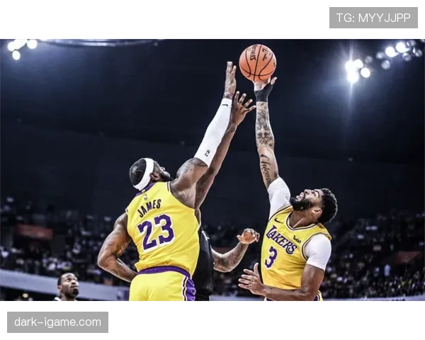 圣埃蒂安边路进攻锐不可当，状态回暖展现强大战斗力