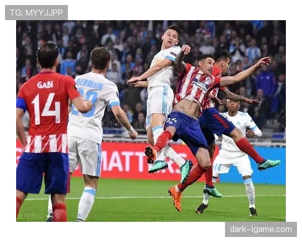 特温定位球技术再显神威，助球队关键战役大放异彩