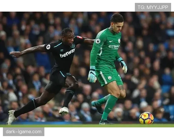 阿利松续约至2027年，状态稳定将继续守护球队大门