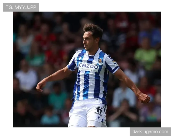 祖布门迪在皇家社会体系中的战术中枢作用解析 祖布门迪在皇家社会体系中的战术中枢作用解析